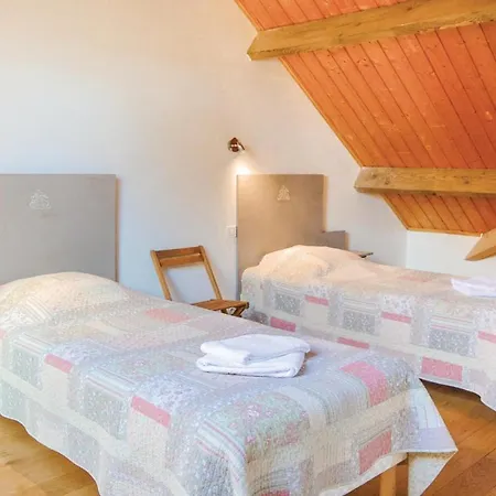 4 Bedroom Lovely In *