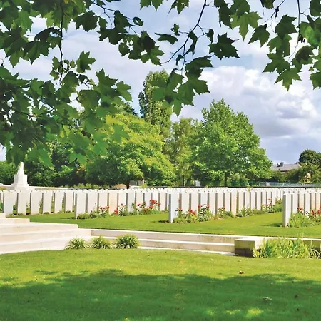 別荘 4 Bedroom Lovely In Roisel